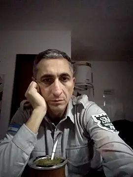 Snapshot of Alejandro83bsf chatting on 06.18.26 Alejandro83bsf online show from 06.18.26