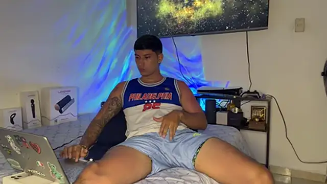SexxxySquirterStev777 online show from 05.04.26