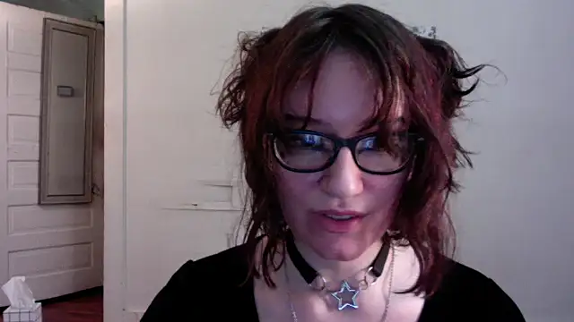 Snapshot of AnnywnBelle chatting on 05.01.26 AnnywnBelle online show from 05.01.26
