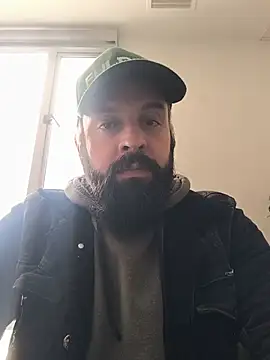 Snapshot of erikthor chatting on 05.18.26 erikthor online show from 05.18.26