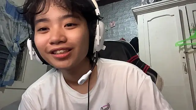 SusannahDiffee online show from 04.30.26