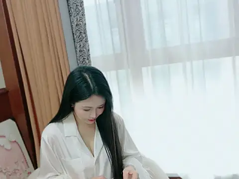 YuYu2604255 online show from 04.29.26