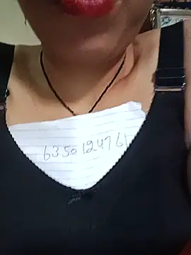 Snapshot of annu_47 chatting on 07.31.26 annu 47 online show from 07.31.26