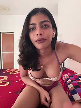 Snapshot of Mayra_xx chatting on 06.24.26 Mayra xx online show from 06.24.26