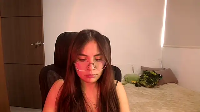 Snapshot of abbyyandmaxx chatting on 07.10.26 abbyyandmaxx online show from 07.10.26