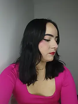 Snapshot of lucyparker_28 chatting on 05.15.26 lucyparker 28 online show from 05.15.26