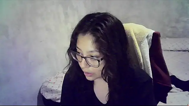 Snapshot of Grace_Moon04 chatting on 05.02.26 Grace Moon04 online show from 05.02.26
