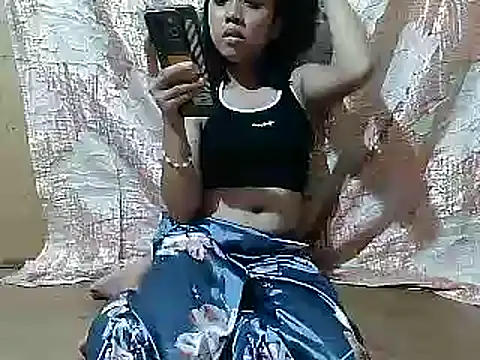 Snapshot of Yours_AsianPinayGirl18 chatting on 05.03.26 Yours AsianPinayGirl18 online show from 05.03.26