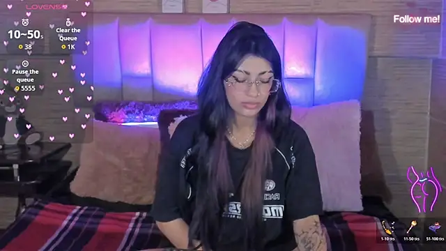 Snapshot of mia_smoke_ chatting on 06.29.26 mia smoke online show from 06.29.26