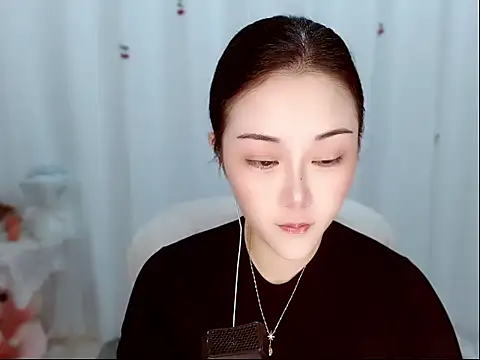 Snapshot of Amy-cnbaby chatting on 06.06.26 Amy-cnbaby online show from 06.06.26
