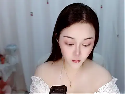 Snapshot of Amy-cnbaby chatting on 06.07.26 Amy-cnbaby online show from 06.07.26