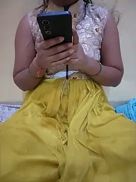 Snapshot of Seema_yadav01 chatting on 05.03.26 Seema yadav01 online show from 05.03.26