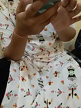 Snapshot of Seema_yadav01 chatting on 06.18.26 Seema yadav01 online show from 06.18.26
