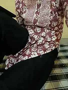 Snapshot of Seema_yadav01 chatting on 06.25.26 Seema yadav01 online show from 06.25.26