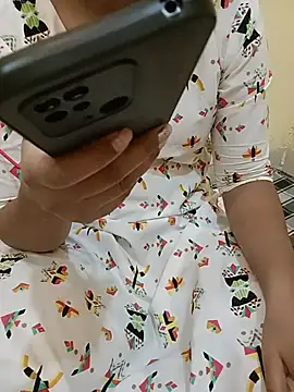 Snapshot of Seema_yadav01 chatting on 07.14.26 Seema yadav01 online show from 07.14.26