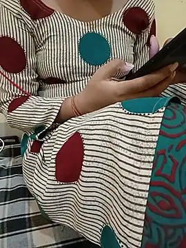 Snapshot of Seema_yadav01 chatting on 07.27.26 Seema yadav01 online show from 07.27.26
