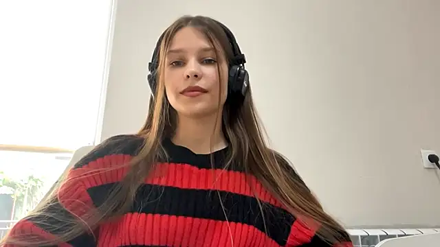 Snapshot of SerafinaAreizaga chatting on 06.10.26 SerafinaAreizaga online show from 06.10.26