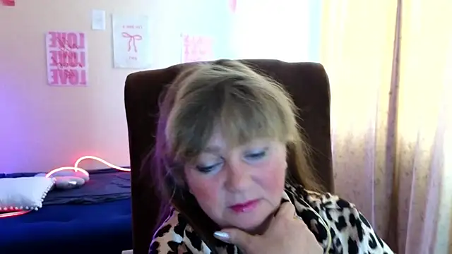 Snapshot of Melania_Cook chatting on 07.02.26 Melania Cook online show from 07.02.26