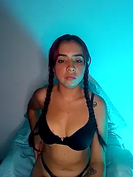 Lili 19  online show from 05.05.26