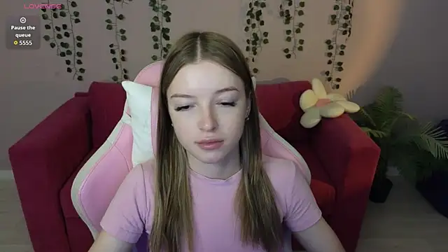 Snapshot of Eva_Th0mpson chatting on 07.07.26 Eva Th0mpson online show from 07.07.26