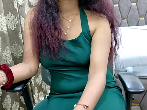 Snapshot of DR_Salini chatting on 05.24.26 DR Salini online show from 05.24.26