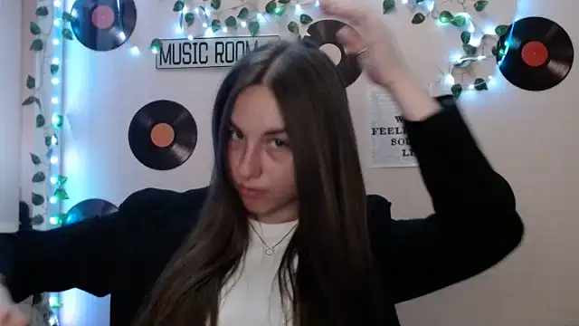 Cutie  Mia online show from 05.07.26