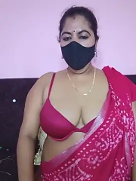 Snapshot of Polly-bhabi chatting on 05.24.26 Polly-bhabi online show from 05.24.26
