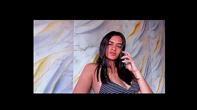 goddesshadid online show from 06.03.26
