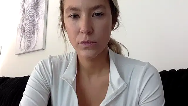 Snapshot of Misss_alyssaaa chatting on 05.19.26 Misss alyssaaa online show from 05.19.26