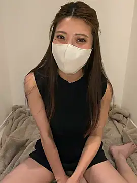 Snapshot of Erika__xx chatting on 05.18.26 Erika xx online show from 05.18.26