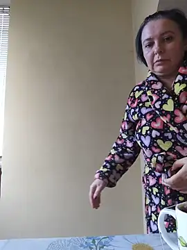 EmmaEmmy40 online show from 06.15.26