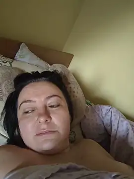 EmmaEmmy40 online show from 06.16.26