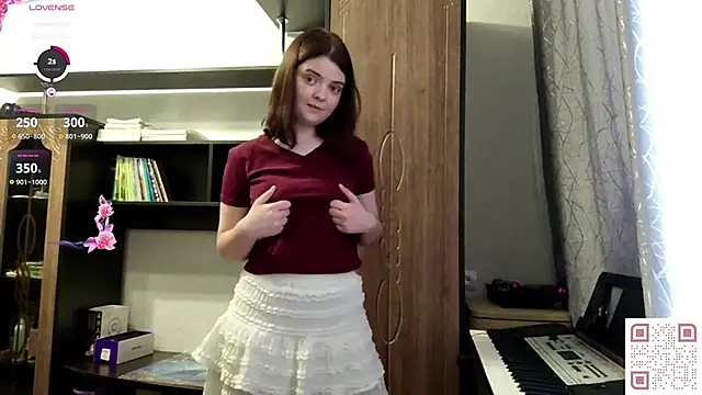 Snapshot of RebelDesiree chatting on 05.31.26 RebelDesiree online show from 05.31.26