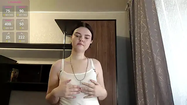 Snapshot of RebelDesiree chatting on 07.16.26 RebelDesiree online show from 07.16.26