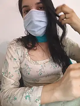 Snapshot of zoya_baby_ chatting on 06.04.26 zoya baby online show from 06.04.26