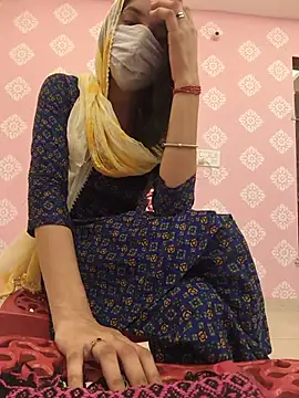 Snapshot of zoya_baby_ chatting on 06.25.26 zoya baby online show from 06.25.26