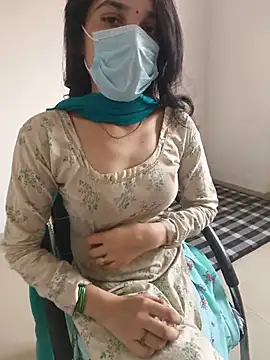 Snapshot of zoya_baby_ chatting on 06.27.26 zoya baby online show from 06.27.26