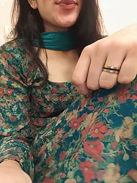 Snapshot of zoya_baby_ chatting on 07.01.26 zoya baby online show from 07.01.26