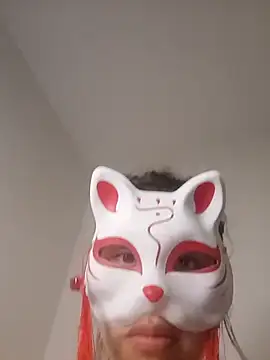 ourlittle secret online show from 05.03.26