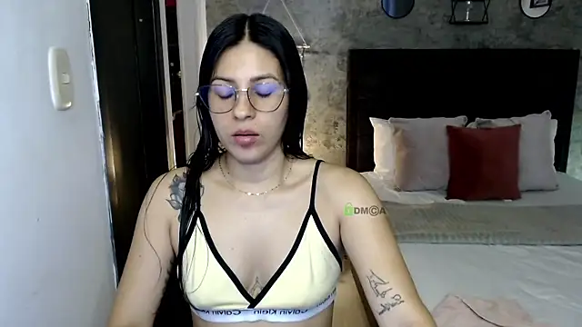 Snapshot of isa_cruzx chatting on 07.09.26 isa cruzx online show from 07.09.26