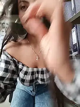 JENNIFER  03 online show from 05.11.26