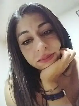 Snapshot of arianna_rouse_ chatting on 06.25.26 arianna rouse online show from 06.25.26