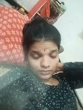 Snapshot of Student_garl_1 chatting on 06.06.26 Student garl 1 online show from 06.06.26