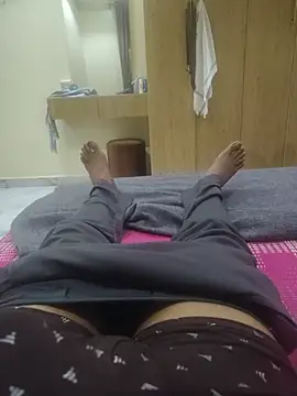 Snapshot of santhoshkannadaboy chatting on 06.18.26 santhoshkannadaboy online show from 06.18.26