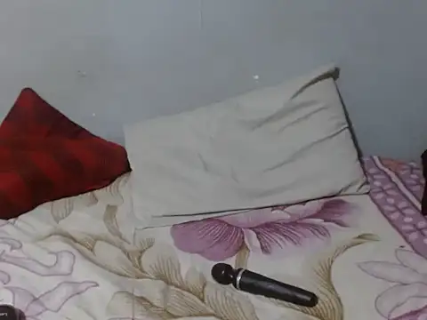 petitekaylaXxx online show from 05.17.26