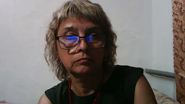 Snapshot of ElizabethGorden chatting on 07.21.26 ElizabethGorden online show from 07.21.26