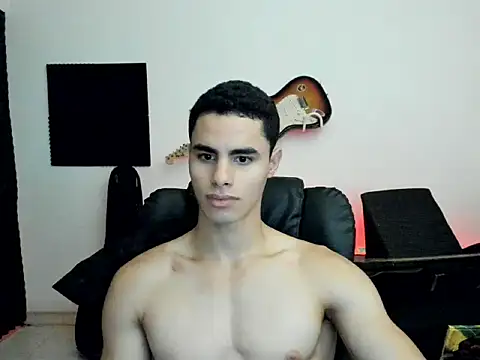 Snapshot of chicozen chatting on 06.01.26 chicozen online show from 06.01.26