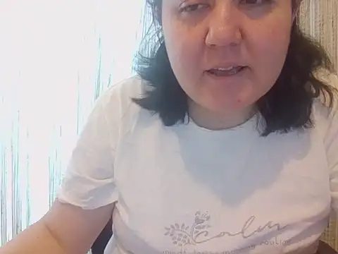 Snapshot of IsabellaJacobs chatting on 05.12.26 IsabellaJacobs online show from 05.12.26