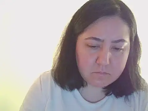 Snapshot of IsabellaJacobs chatting on 05.19.26 IsabellaJacobs online show from 05.19.26