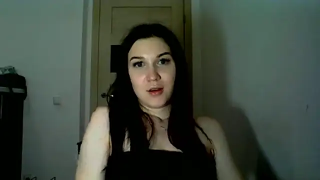 Snapshot of Katiee_Foxi chatting on 06.17.26 Katiee Foxi online show from 06.17.26